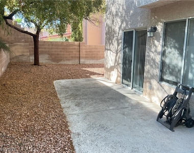 8737 Wintry Garden Avenue - Photo Thumbnail 20