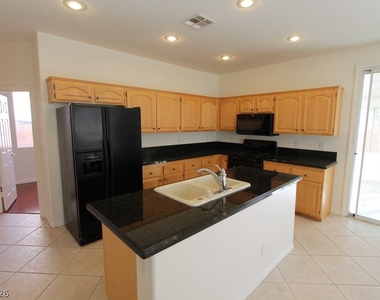 8247 Azure Shores Court - Photo Thumbnail 3