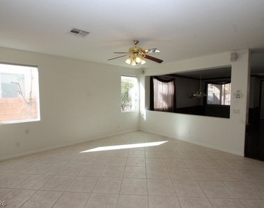8247 Azure Shores Court - Photo Thumbnail 4