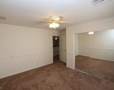 8247 Azure Shores Court - Photo Thumbnail 22