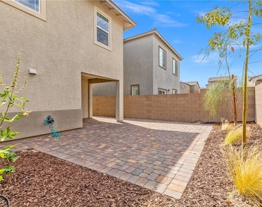 615 Camilla Creek Street - Photo Thumbnail 20