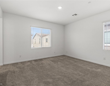 615 Camilla Creek Street - Photo Thumbnail 9