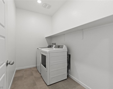 615 Camilla Creek Street - Photo Thumbnail 8