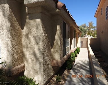 9416 Hershey Lane - Photo Thumbnail 2