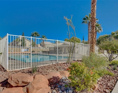 7709 Beach Falls Court - Photo Thumbnail 33