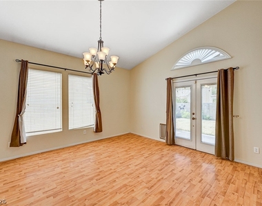 7709 Beach Falls Court - Photo Thumbnail 12