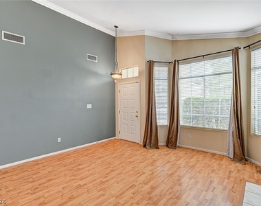 7709 Beach Falls Court - Photo Thumbnail 6