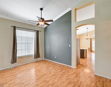 7709 Beach Falls Court - Photo Thumbnail 8