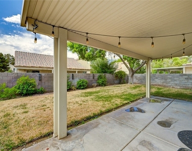 7709 Beach Falls Court - Photo Thumbnail 23
