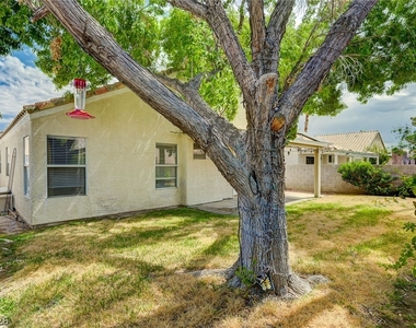7709 Beach Falls Court - Photo Thumbnail 27