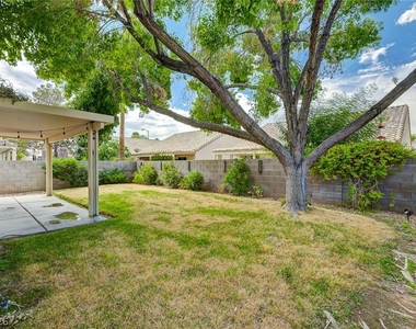 7709 Beach Falls Court - Photo Thumbnail 26