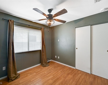 7709 Beach Falls Court - Photo Thumbnail 17
