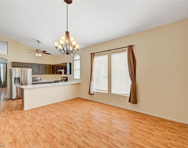 7709 Beach Falls Court - Photo Thumbnail 14
