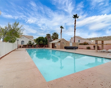 7709 Beach Falls Court - Photo Thumbnail 30