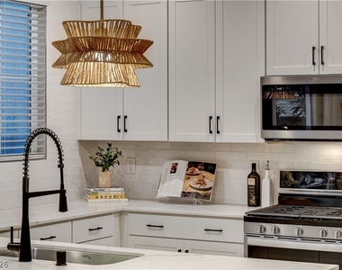 3568 Anastagio Lane - Photo Thumbnail 34