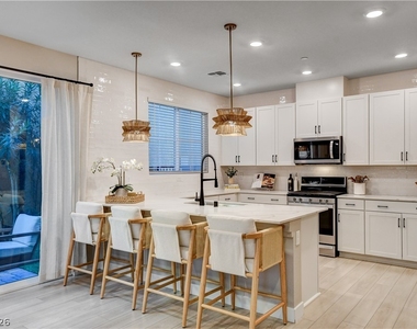 3568 Anastagio Lane - Photo Thumbnail 4