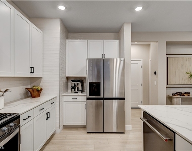 3568 Anastagio Lane - Photo Thumbnail 33