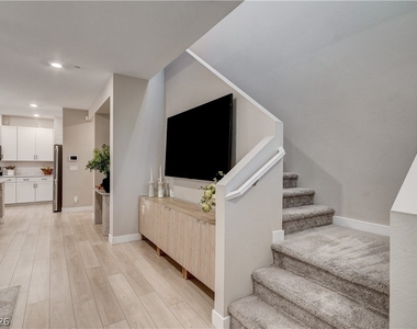 3568 Anastagio Lane - Photo Thumbnail 39