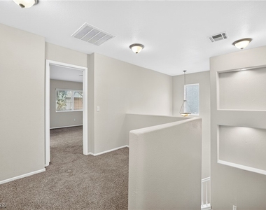 9132 Blue Raven Avenue - Photo Thumbnail 15