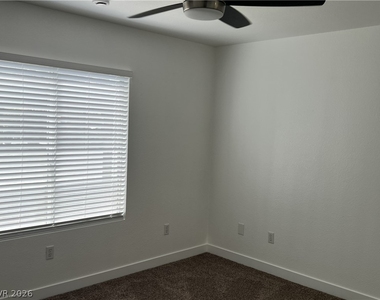 8070 W Russell Road - Photo Thumbnail 6