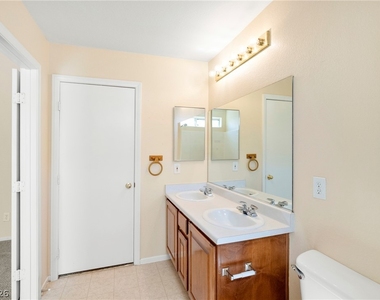 6420 Kenya Springs Street - Photo Thumbnail 11