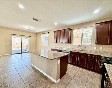 470 Fortissimo Street - Photo Thumbnail 32