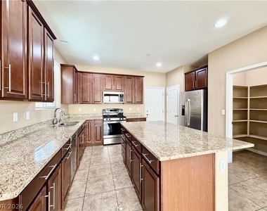 470 Fortissimo Street - Photo Thumbnail 27