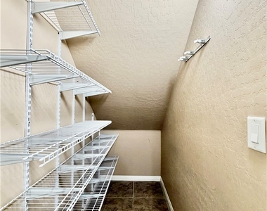 470 Fortissimo Street - Photo Thumbnail 31
