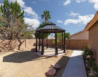 7900 White Grass Avenue - Photo Thumbnail 26