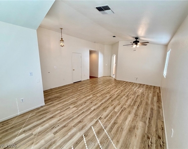 4500 Cielo Lane - Photo Thumbnail 6
