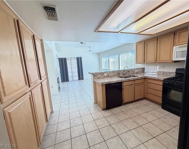 4500 Cielo Lane - Photo Thumbnail 13