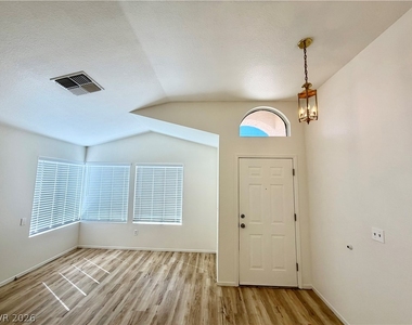 4500 Cielo Lane - Photo Thumbnail 9