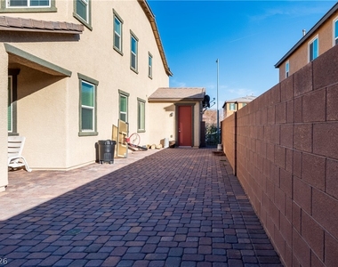 4017 Celebration Cove Street - Photo Thumbnail 9