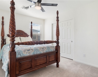 4017 Celebration Cove Street - Photo Thumbnail 31