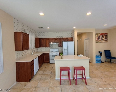 6783 Powell Ridge Court - Photo Thumbnail 3