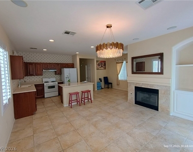 6783 Powell Ridge Court - Photo Thumbnail 7