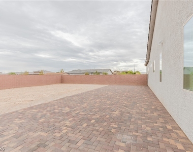 5838 Exbury Gardens - Photo Thumbnail 36