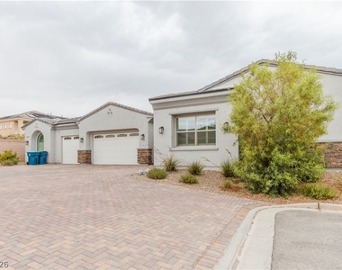 5838 Exbury Gardens - Photo Thumbnail 3
