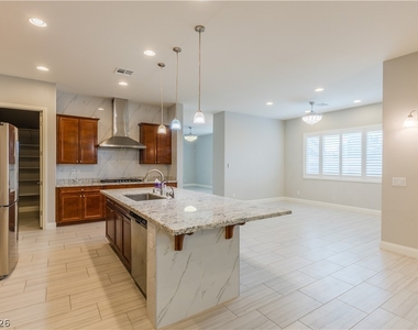 5838 Exbury Gardens - Photo Thumbnail 19
