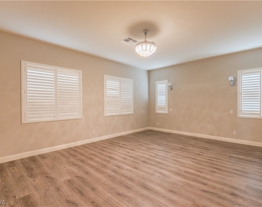 5838 Exbury Gardens - Photo Thumbnail 4