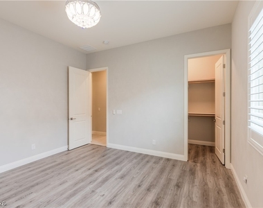 5838 Exbury Gardens - Photo Thumbnail 29