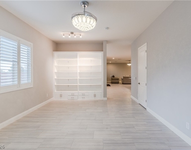 5838 Exbury Gardens - Photo Thumbnail 24