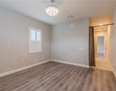 5838 Exbury Gardens - Photo Thumbnail 32