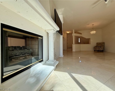 8729 Carlitas Joy Court - Photo Thumbnail 10