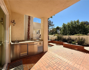 8729 Carlitas Joy Court - Photo Thumbnail 32