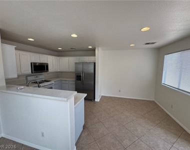 990 Cantabria Heights Avenue - Photo Thumbnail 5