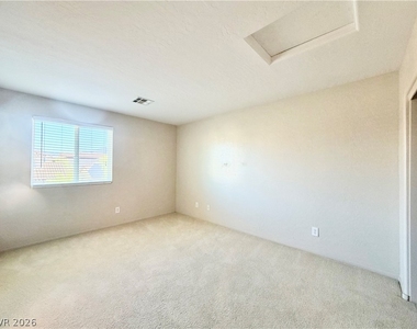 7109 Mercurio Avenue - Photo Thumbnail 10