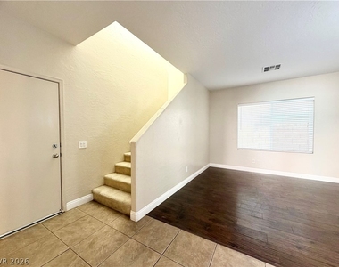 7109 Mercurio Avenue - Photo Thumbnail 1
