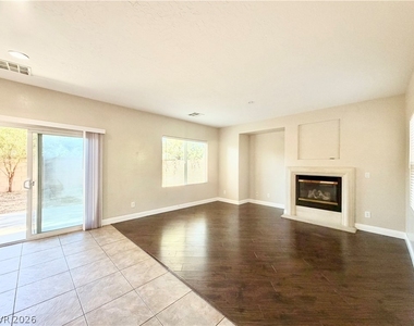 7109 Mercurio Avenue - Photo Thumbnail 4