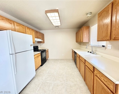 1060 Marne Court - Photo Thumbnail 3